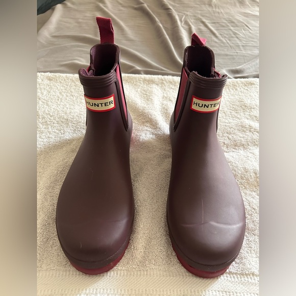 Women’s Hunter Original Chelsea Rain Boots - Size 10 - Dark Red - Matte - Picture 1 of 14